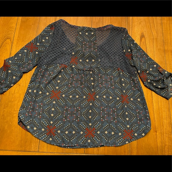 Navy Blue Aztec Print Top - Picture 2 of 6